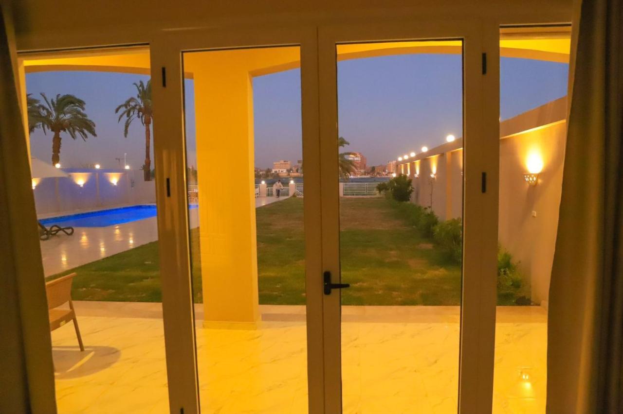 Royal Nile Villas - Pool View Apartment 2 Luxor Eksteriør billede