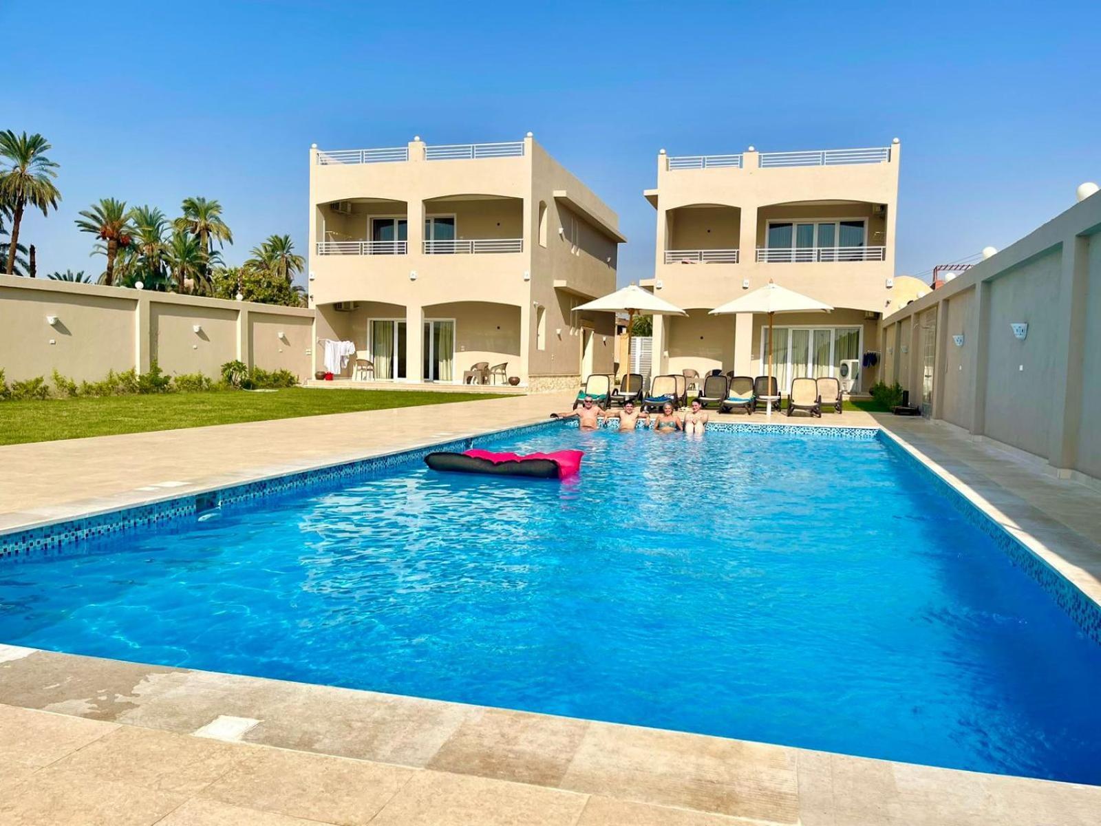 Royal Nile Villas - Pool View Apartment 2 Luxor Eksteriør billede